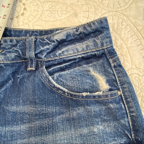Guess Size 31 Raw Hem Distressed Blue Denim Shorts - Picture 3 of 11